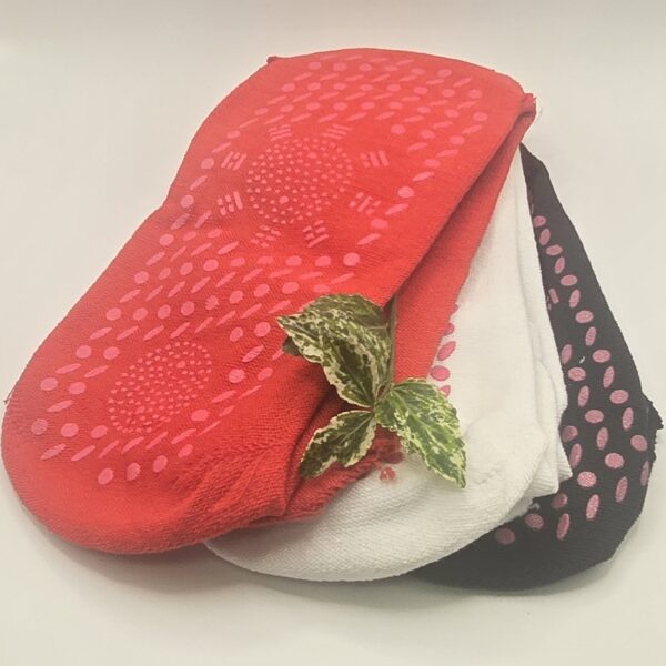 FIR Tourmaline Self-Heating Magnetic Socks - 3 Pairs